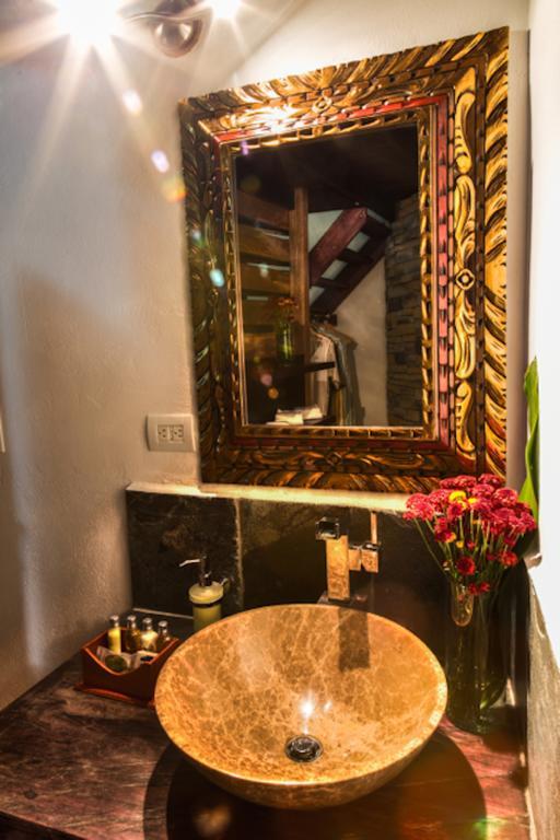 Casa De Leda, A Kali Hotel Santa Marta  Pokoj fotografie Bathroom in a hotel